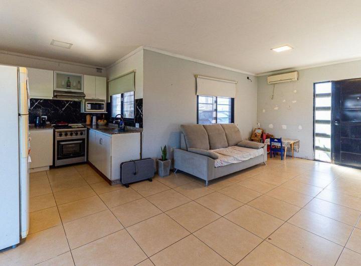 Casa · 142m² · 4 Ambientes · 1 Cochera