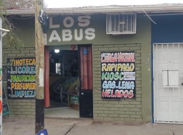 Local comercial · 250m² · Venta de 3 Locales Comerciales y Departamento
