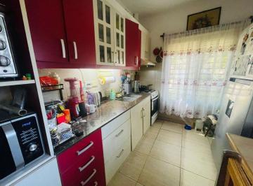 PH · 79m² · 4 Ambientes · 2 Cocheras · Venta Casa 4 Amb Garage Patio Ituzaingo Norte
