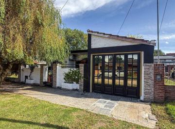 Casa · 182m² · 4 Ambientes · 2 Cocheras · Venta Casa 3 Amb + Departamento 2 Amb Santa Clara