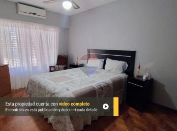 Casa · 208m² · 5 Ambientes · 1 Cochera · Casa Quilmes C/quincho Jardin Cochera Lavadero