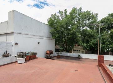 Casa · 139m² · 3 Ambientes · 1 Cochera · Casa en Lote de 8.66 X 13