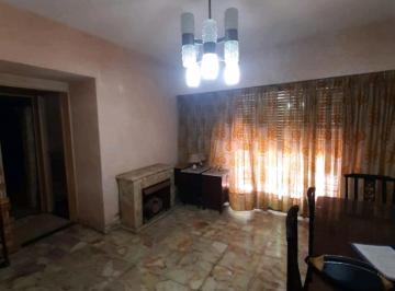 Departamento · 60m² · 3 Ambientes · Departamento 3 Amb con Balcon Pompeya Centro