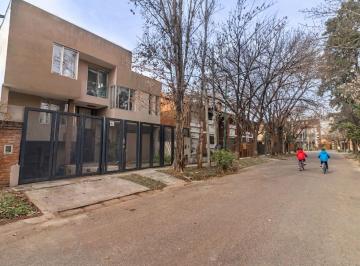 Casa · 311m² · 8 Ambientes · 2 Cocheras · Venta Importante Casa - Lomas Beccar B° Semi Cerrad