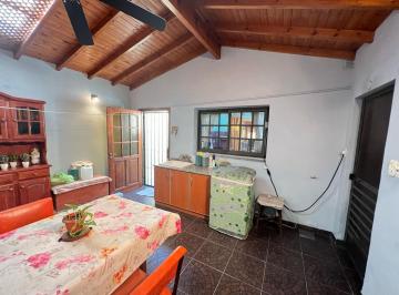 PH · 87m² · 3 Ambientes · PH en Venta Parrilla Terraza Lanus