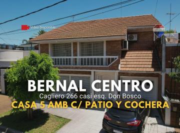 Casa · 196m² · 5 Ambientes · 1 Cochera · Venta Casa 5 Amb C/ Cochera en Bernal Centro