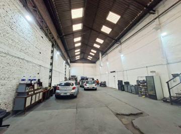 Bodega-Galpón · 375m² · Venta Galpón Industrial + Oficinas o Depto