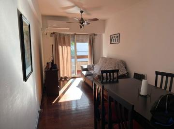 Departamento · 57m² · 3 Ambientes · Venta Departamento 2 Dorm., Balcón, Centro