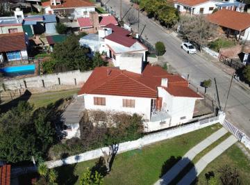 Casa · 246m² · 9 Ambientes · 3 Cocheras · Venta Casa 3 Dormis Más 2 Departamentos Carlos Paz