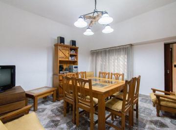 PH · 64m² · 4 Ambientes · 1 Cochera · Venta/permuta PH de 4 Amb./garage en V. Urquiza