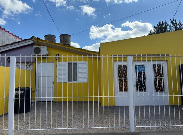 Casa · 90m² · 4 Ambientes · 1 Cochera