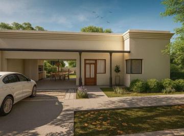 Casa · 94m² · 4 Ambientes · Venta/amplia Casa/construccion/susana/financiación