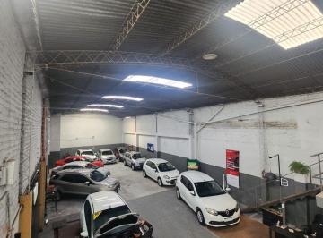 Bodega-Galpón · 295m² · Venta Galpón Comercial Av Duarte Quirós 2200