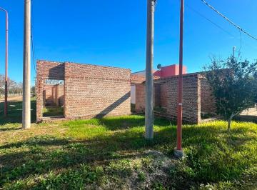 Casa · 150m² · 7 Ambientes · 1 Cochera · Venta Casa en Construccion Pujato Norte