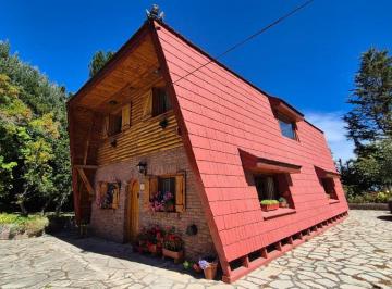 Casa · 143m² · 4 Ambientes · Hermosa Casa en Venta con Vista Al Lago, Bariloche