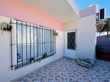 Departamento · 74m² · 3 Ambientes · Departamento 3 Amb con Patio en Villa Ballester