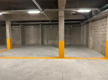 Garage · 17m² · En Venta Cochera Cubierta - Baulera - Villa Devoto