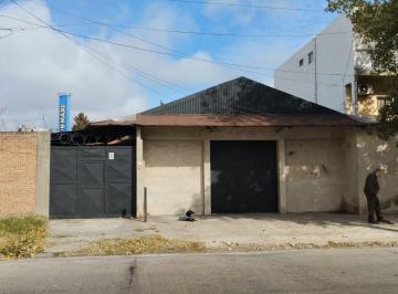 Depósito · 262m² · Deposito + Vivienda. Venta en Block.