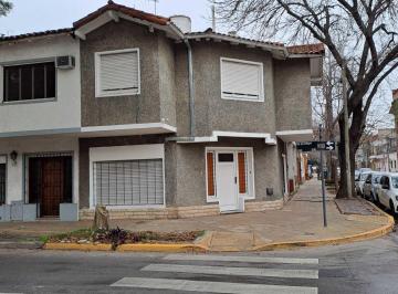 PH · 76m² · 3 Ambientes · Vta. PH 3 Amb + Escritorio Al Fte. Vicente Lopez