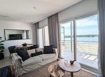 Departamento · 65m² · 2 Ambientes · 1 Cochera · Venta 2 Ambientes Al Agua con 2 Terrazas Vila Vela