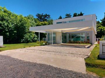Casa · 148m² · 5 Ambientes · 2 Cocheras · Casa en Venta Villa Elisa Las Garzas 3 Dorm.