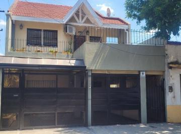 PH · 65m² · 3 Ambientes · PH Al Frente 3 Amb. con Cochera Patio y Parrilla