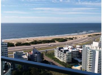 Departamento · 70m² · 3 Ambientes · Apartamento en Alquiler de Temporada Playa Brava
