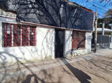 Local comercial · 30m² · Alquiler Local Comercial Excelente Ubicación Colón