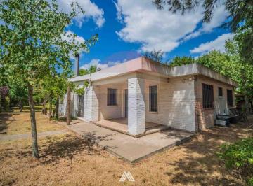 Casa · 176m² · 7 Ambientes · 2 Cocheras · Venta Casa 3 Dorm. y Apto Joaquín Suárez