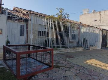 Casa · 100m² · 4 Ambientes · 2 Cocheras · San Martin Casa con Cochera y Patio