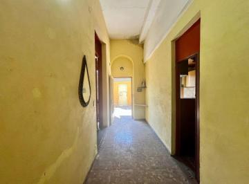 Casa de 4 ambientes, Lanús · Casa en Venta Sobre Lote Propio con Terraza y Gran Potencial
