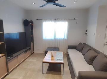 PH · 62m² · 2 Ambientes · ¡Ph Sin Expensas! 2 Ambientes Al Frente en Caseros