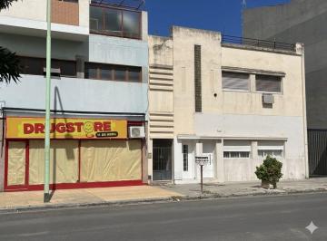 Casa · 90m² · 3 Ambientes · Venta PH Calle 11 Abril Casi Mitre, Oportunidad!