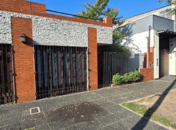 Casa · 115m² · 4 Ambientes · 1 Cochera · Venta Casa 4 Ambientes, Tapiales, La Matanza