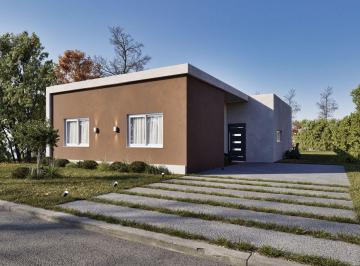 Casa · 130m² · 4 Ambientes · 1 Cochera · Venta Casa en Fincas Joven Cuatro Amb. con Pileta