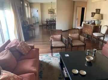 Departamento · 195m² · 6 Ambientes · 2 Cocheras · Departamento en Venta en Av Sarmiento 353
