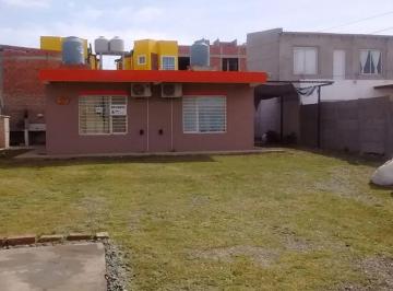 PH · 42m² · 2 Ambientes · 1 Cochera · Venta de PH en Las Grutas Amueblado