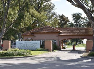 Terreno · 804m² · Venta Lote a Laguna en Barrio Privado San Lucas