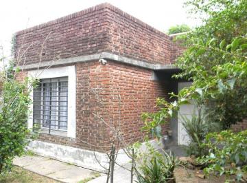Casa · 77m² · 6 Ambientes · 1 Cochera · Casa en Jose C. Paz