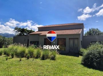 Casa · 176m² · 5 Ambientes · Venta Casa La Aguada San Lorenzo Chico