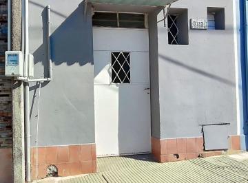 Casa · 144m² · 5 Ambientes · Casa con Local en Venta Centro de Fray Bentos