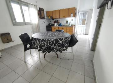 PH · 74m² · 4 Ambientes · Venta - PH 4 Ambientes Pompeya