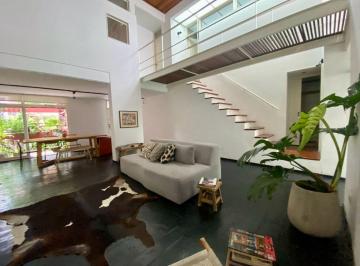 Casa · 200m² · 4 Ambientes · 1 Cochera · Casa, 4 Ambientes, en Venta, Belgrano R