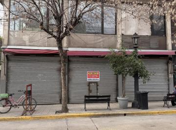 Local comercial · 88m² · 2 Ambientes · Local en Alquiler