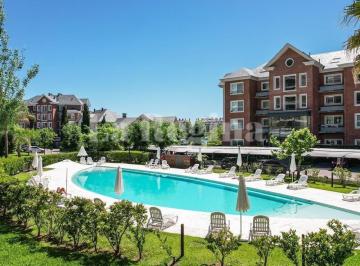 Departamento · 77m² · 3 Ambientes · Departamento en Alquiler en Miradores de La Bahia, Nordelta, Tigre