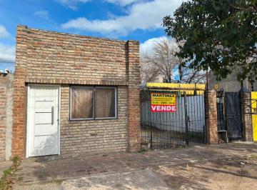 Casa de 5 ambientes, Merlo · Venta de Monoambiente - Casa en Merlo Norte (Frente a La Plaza N° 8 - a 5 Cuadras de La Estacion)