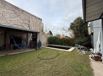 Casa · 144m² · 6 Ambientes · 1 Cochera · Casa en Venta en Gonnet
