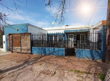 Casa · 100m² · 3 Ambientes · Venta Casa 2 Dormitororios Garage en Barrio Jardin