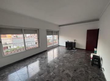 PH · 97m² · 4 Ambientes · PH de 4 Ambientes con Terraza Propia - Florida Oeste