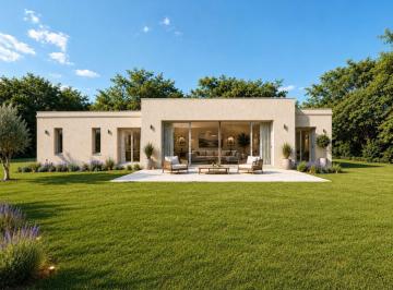 Casa · 84m² · 2 Ambientes · Gran Terreno en Venta con Pileta y Quincho 1949 m²